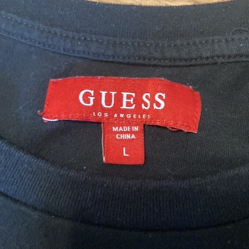 Guess shirt - Picture 3 of 6